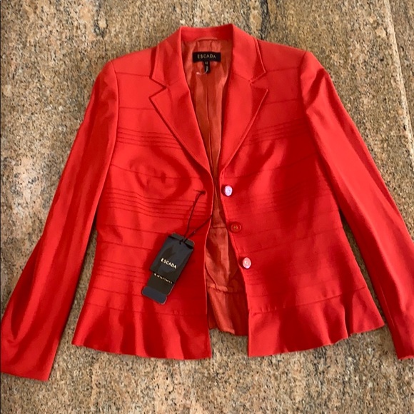 Gorgeous red Escada blazer- NWT - Picture 3 of 5